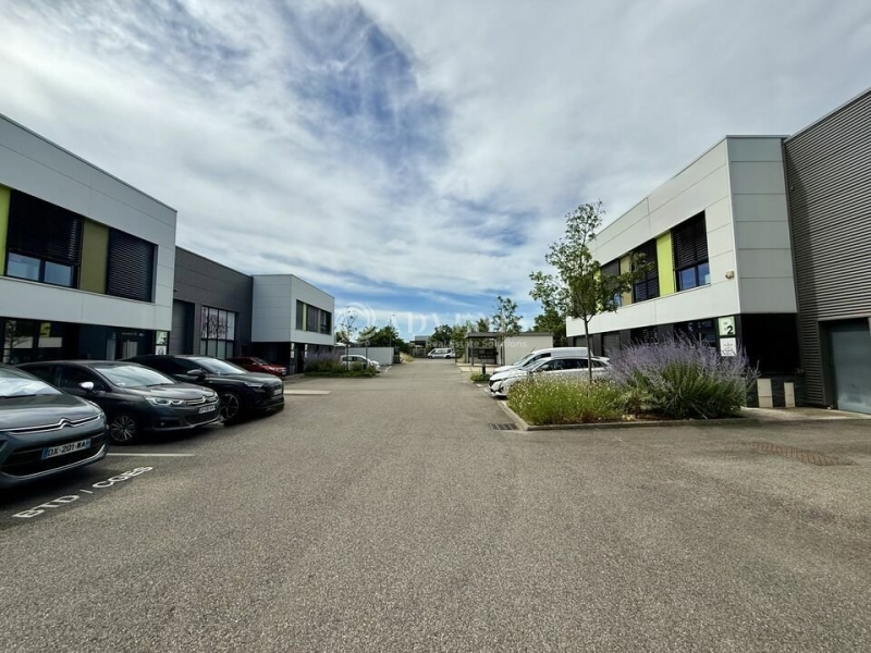 Location Activités Entrepôts VAULX-EN-VELIN (69120) - Photo 12