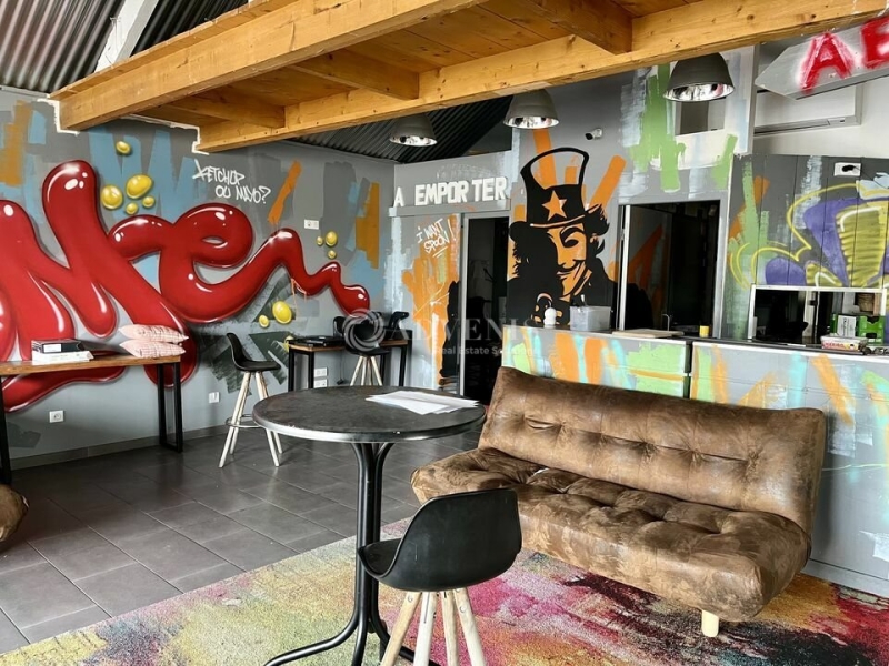 Location Commerces SAINT-BONNET-DE-MURE (69720) - Photo 5