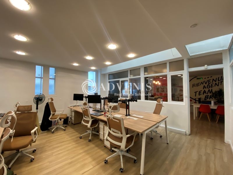 Location Bureaux PARIS (75015) - Photo 2