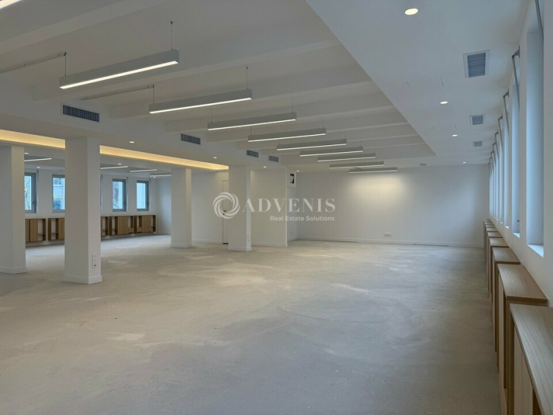 Location Bureaux PARIS (75015) - Photo 1