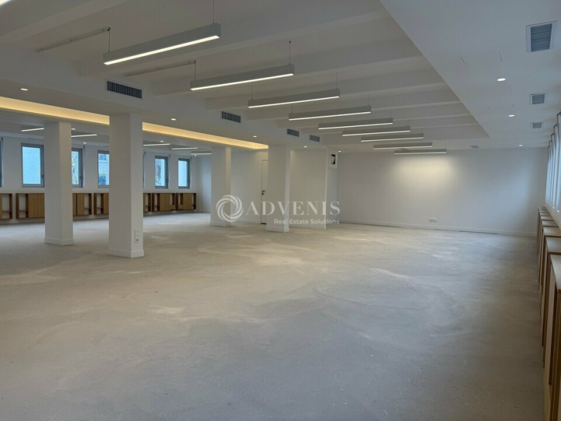 Location Bureaux PARIS (75015) - Photo 4