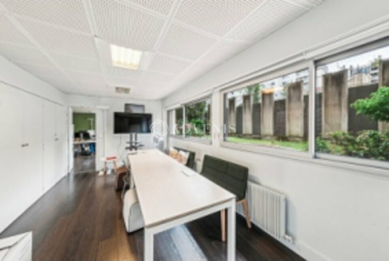 Location Bureaux PARIS (75015) - Photo 7