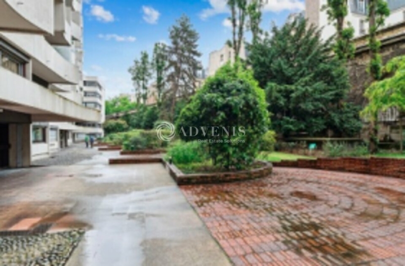 Location Bureaux PARIS (75015) - Photo 8