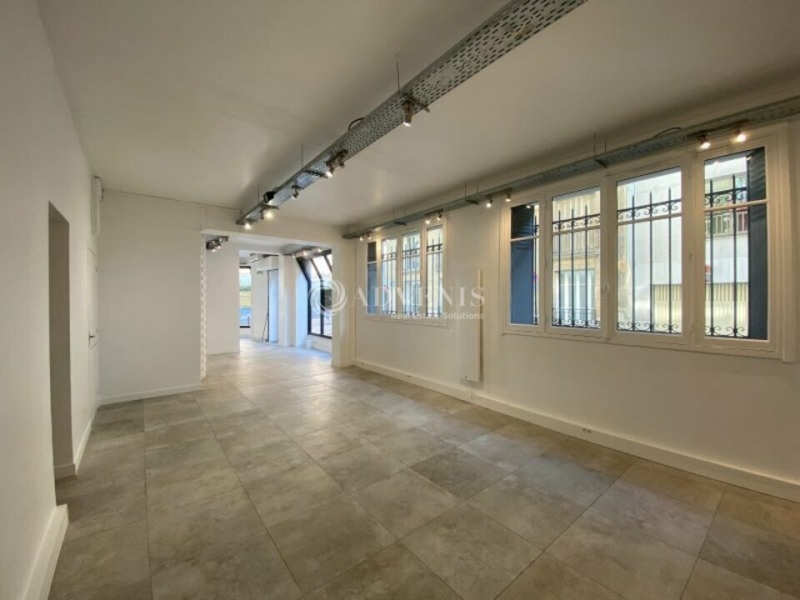 Location Bureaux PARIS (75015) - Photo 5