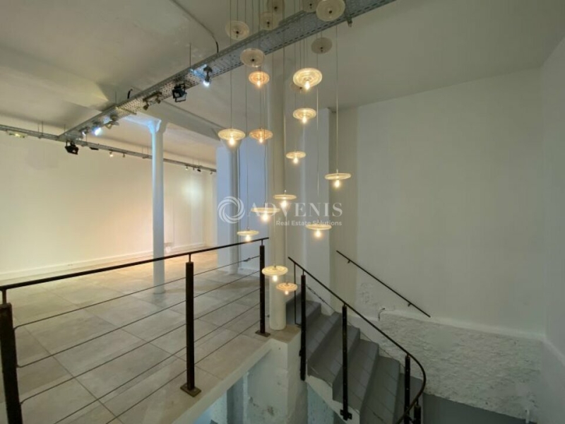Location Bureaux PARIS (75015) - Photo 8