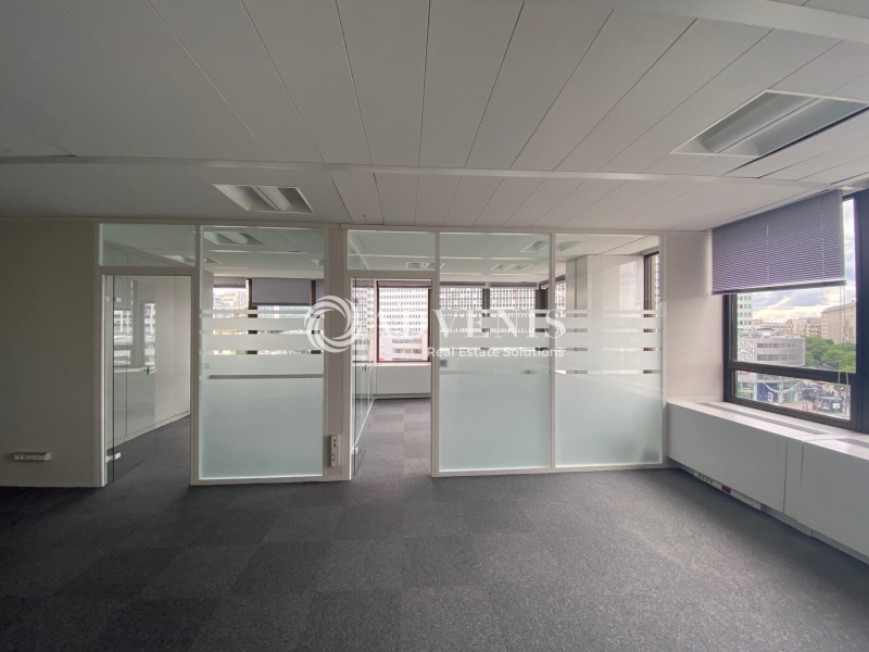 Location Bureaux PARIS (75015) - Photo 6