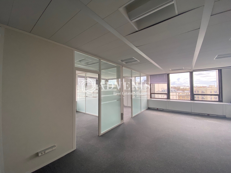 Location Bureaux PARIS (75015) - Photo 4