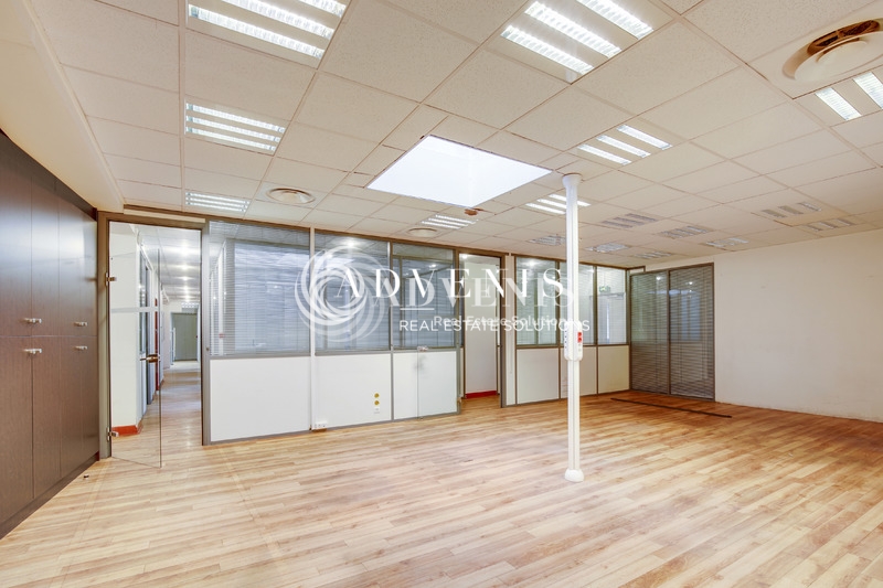 Location Bureaux PARIS (75015) - Photo 6