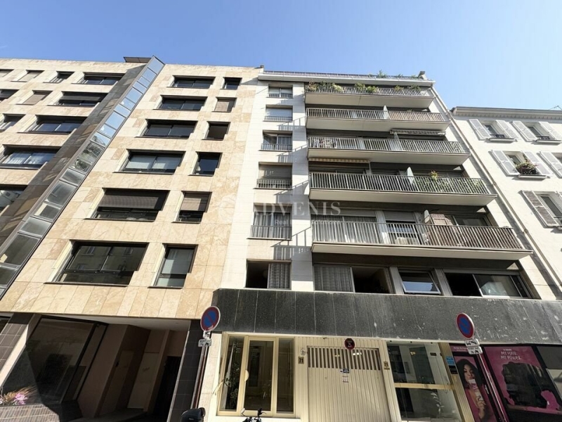 Location Bureaux PARIS (75015) - Photo 9