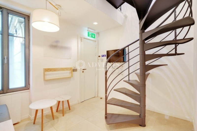 Location Bureaux PARIS (75014) - Photo 6