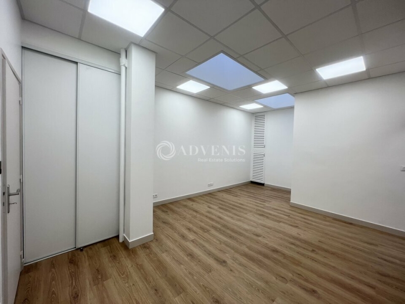 Vente Investisseur Bureaux PARIS (75015) - Photo 6