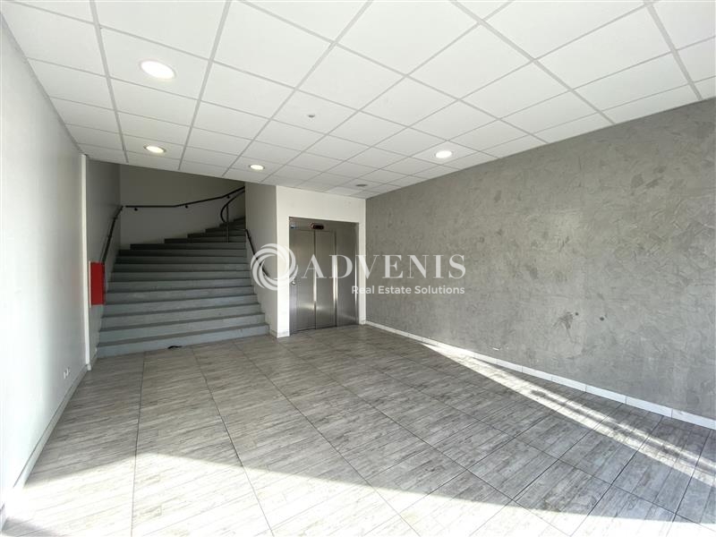 Location Bureaux VILLENEUVE LA GARENNE (92390) - Photo 2