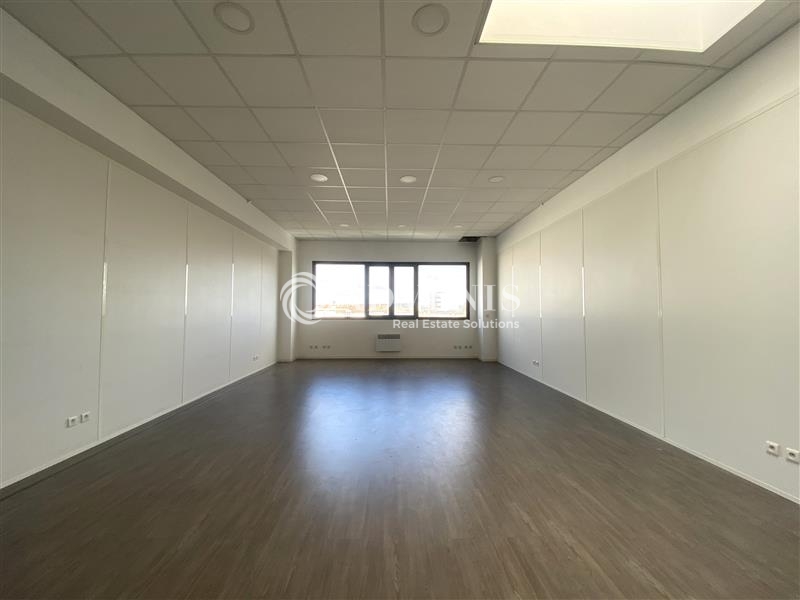 Location Bureaux VILLENEUVE LA GARENNE (92390) - Photo 3