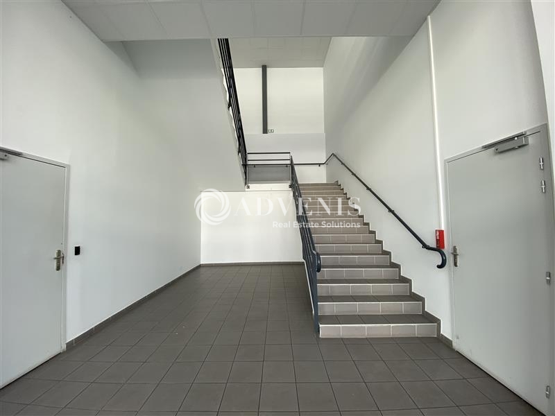 Location Activités Entrepôts VILLENEUVE LA GARENNE (92390) - Photo 2