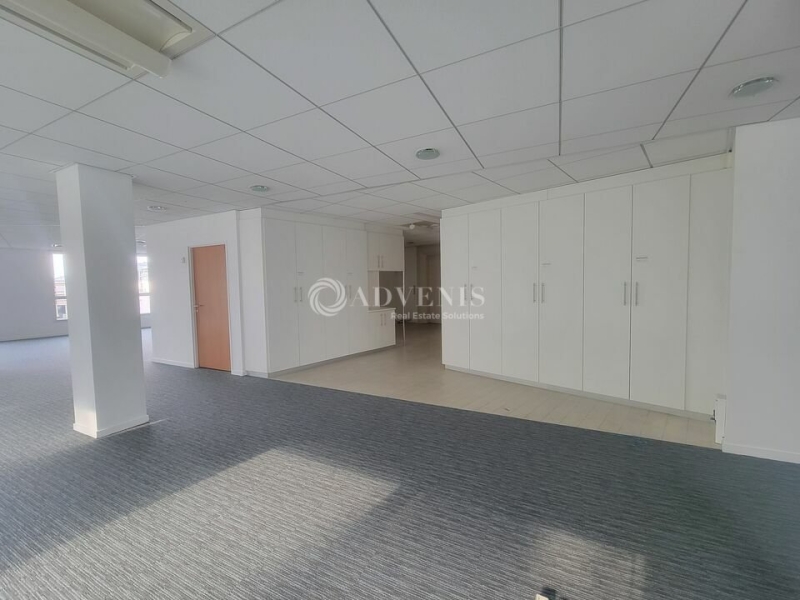 Location Bureaux SAINT DENIS (93200) - Photo 4