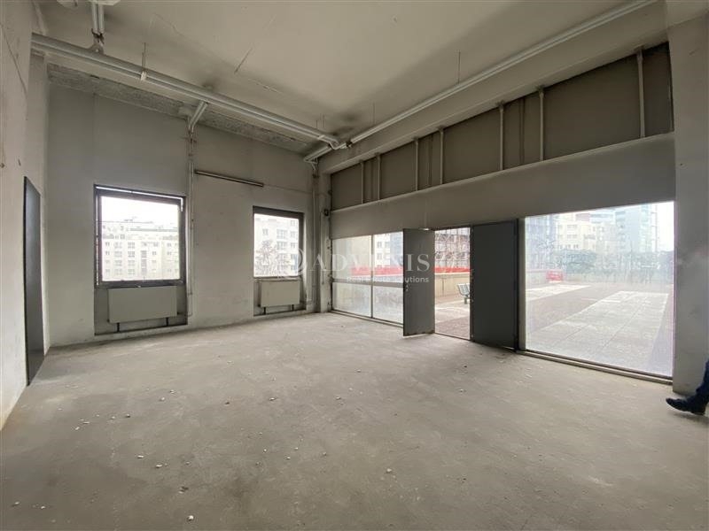 Location Commerces COURBEVOIE (92400) - Photo 5