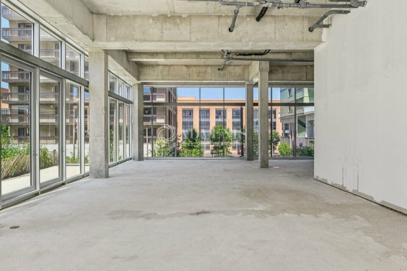 Location Commerces SAINT OUEN (93400) - Photo 6