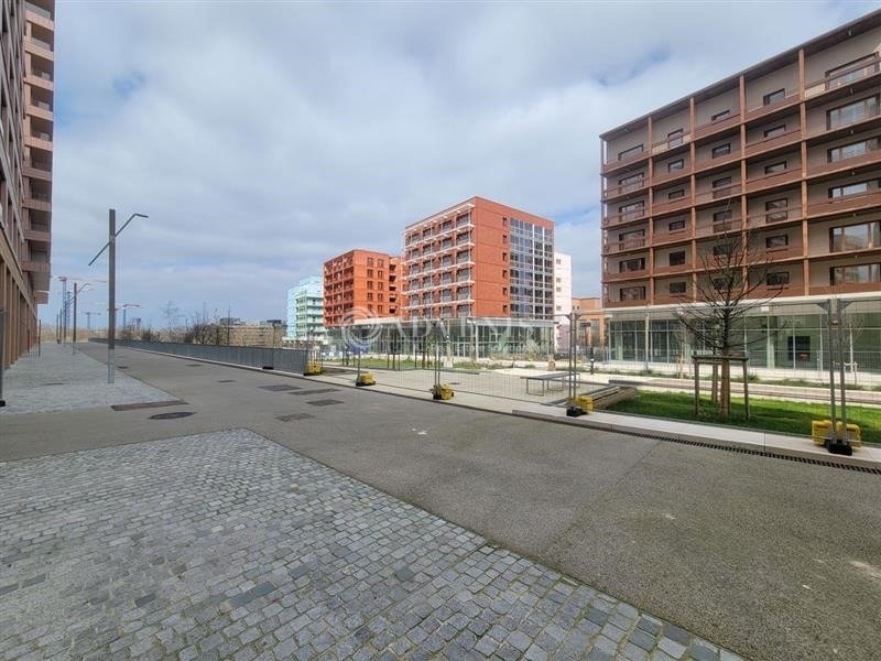 Location Commerces SAINT OUEN (93400) - Photo 6