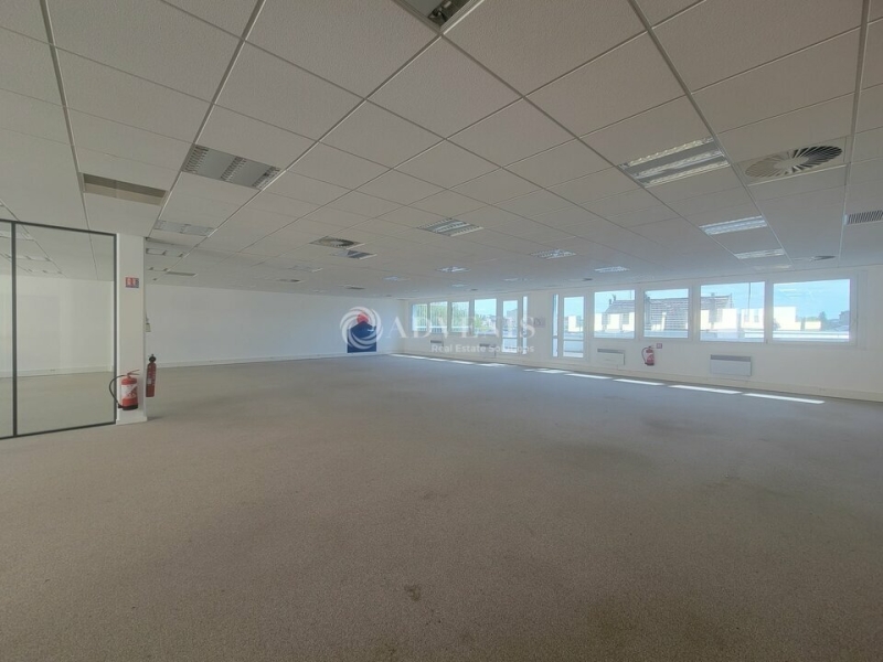 Location Bureaux et activités légères SAINT DENIS (93200) - Photo 3