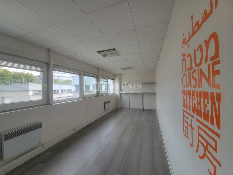Location Bureaux et activités légères SAINT-DENIS (93200) - Photo 7