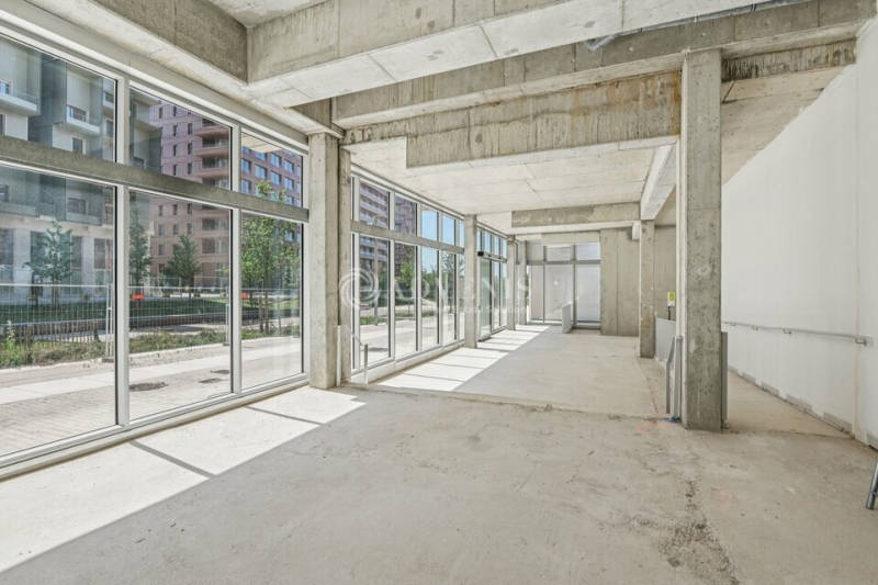 Location Commerces SAINT OUEN (93400) - Photo 4