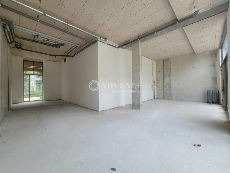 Location Commerces SAINT-DENIS (93200) - Photo 2