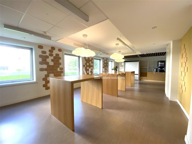 Location Bureaux COURBEVOIE (92400) - Photo 5