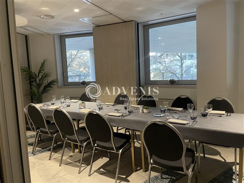 Location Bureaux COURBEVOIE (92400) - Photo 11