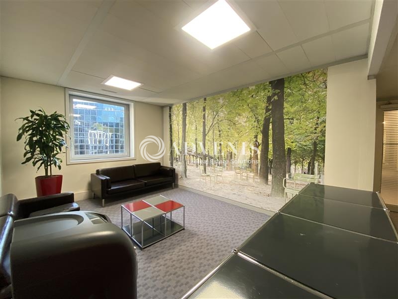 Location Bureaux COURBEVOIE (92400) - Photo 4