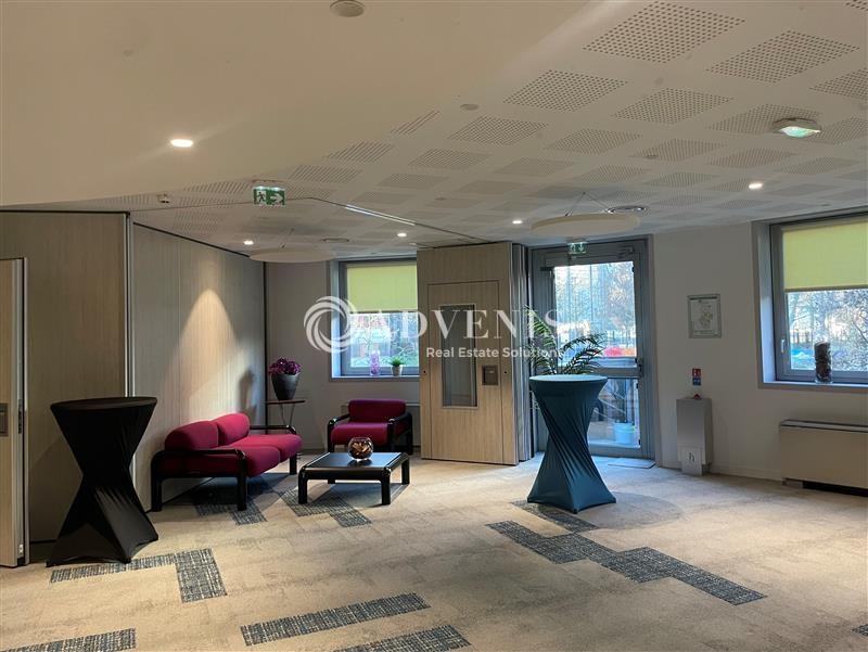 Location Bureaux COURBEVOIE (92400) - Photo 6