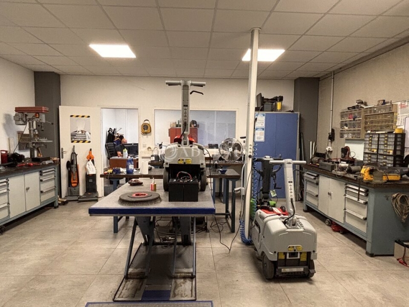 Location Entrepôts LESQUIN (59810) - Photo 6