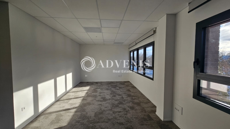 Location Bureaux VILLENEUVE D'ASCQ (59650) - Photo 12