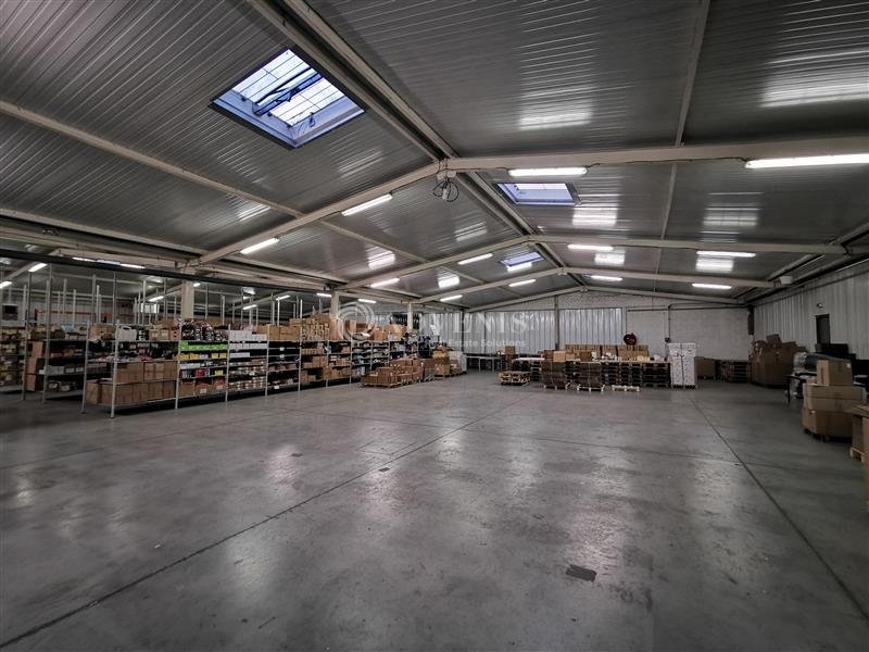 Location Entrepôts LYS LEZ LANNOY (59390) - Photo 4