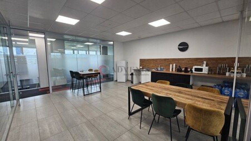 Location Bureaux SAINGHIN EN MELANTOIS (59262) - Photo 8