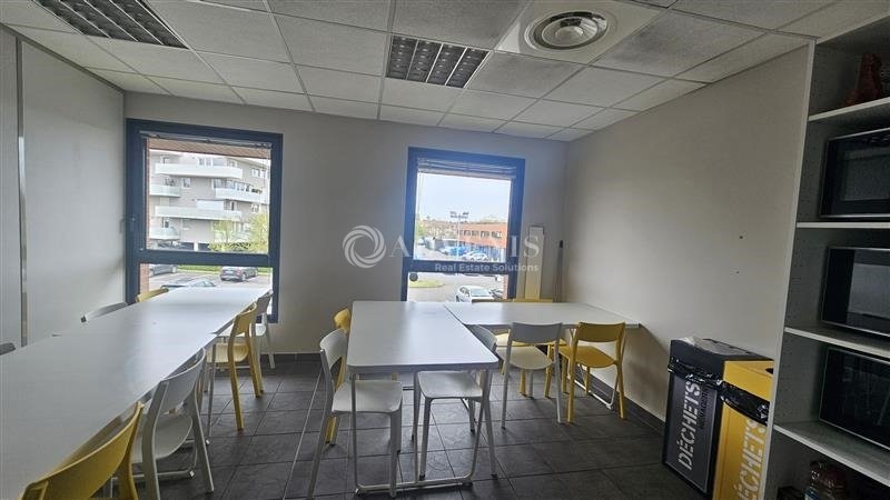 Location Bureaux WAMBRECHIES (59118) - Photo 7