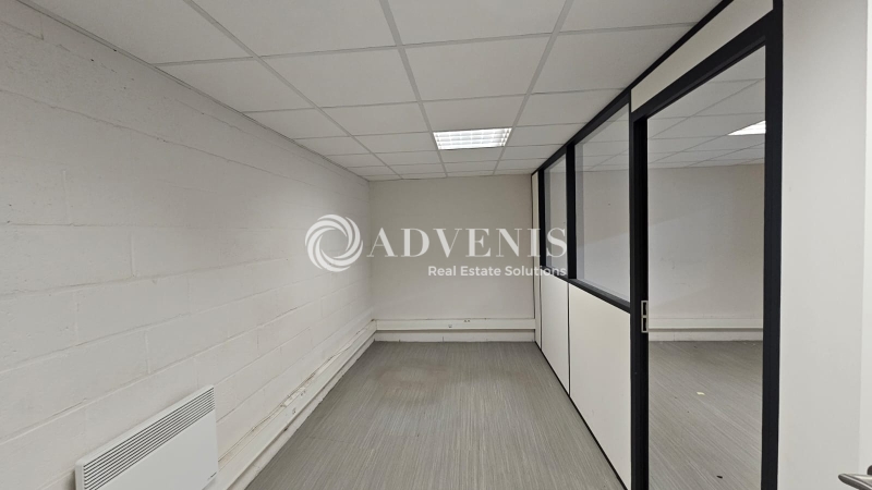 Location Entrepôts LESQUIN (59810) - Photo 4