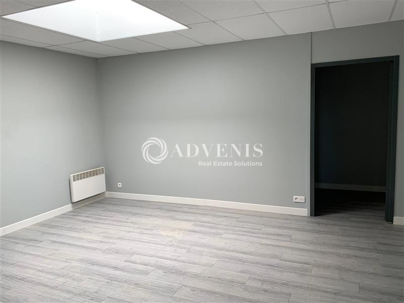 Location Bureaux LE MANS (72000) - Photo 2