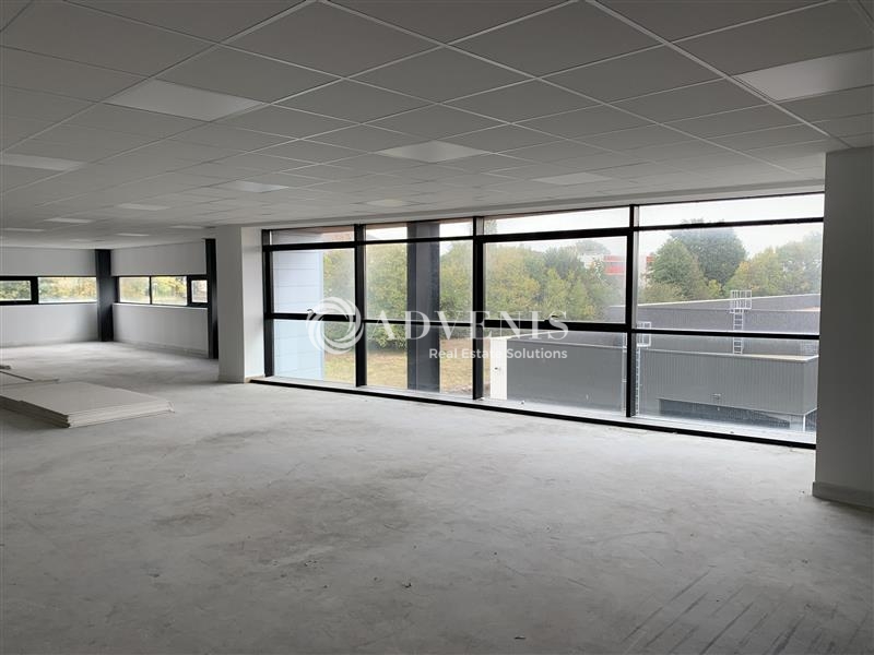 Location Bureaux LE MANS (72000) - Photo 2