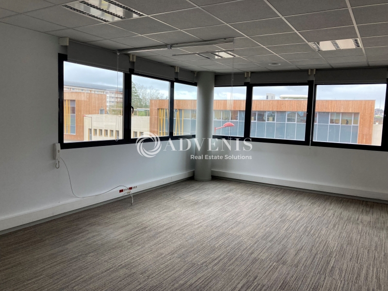 Location Bureaux LE MANS (72000) - Photo 2