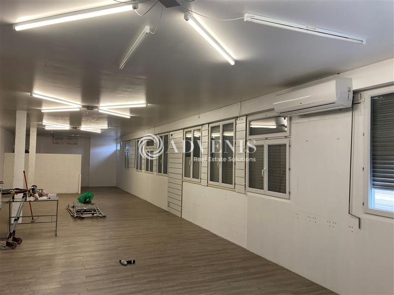 Location Commerces SAINT PAVACE (72190) - Photo 2