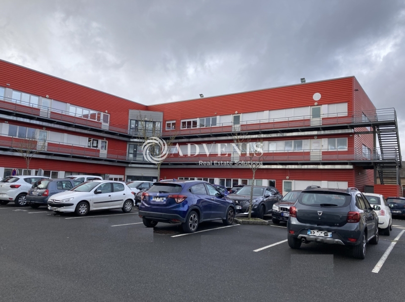 Location Bureaux LE MANS (72100) - Photo 1