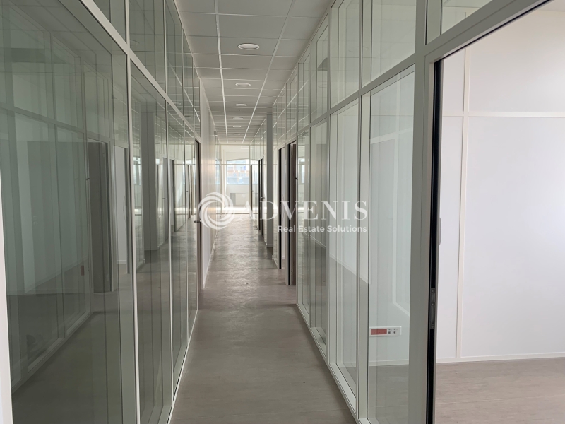 Location Bureaux LE MANS (72100) - Photo 1