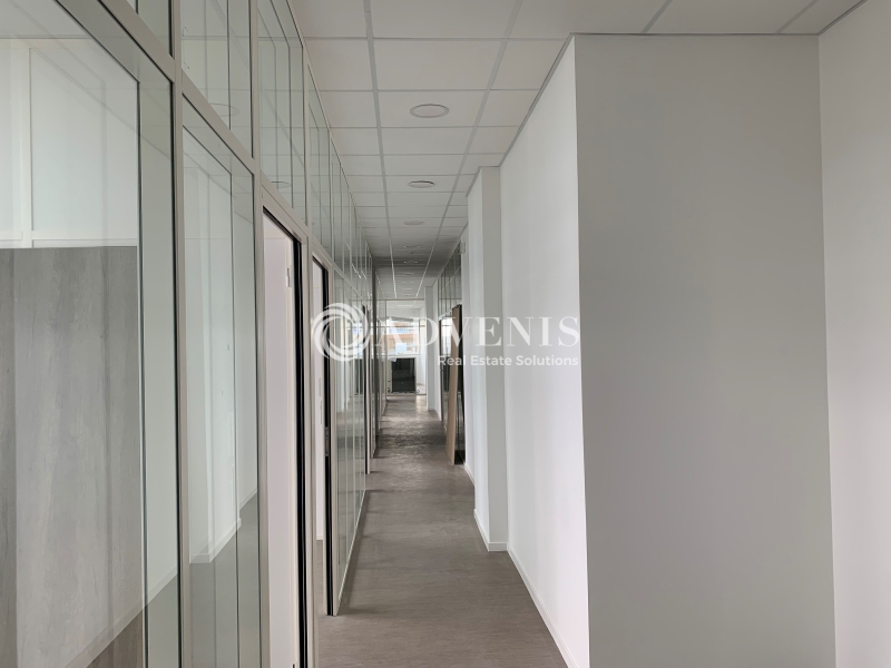 Location Bureaux LE MANS (72100) - Photo 3