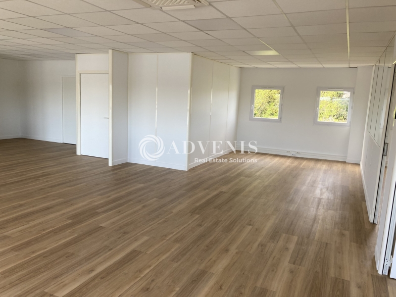 Location Bureaux SAINT SATURNIN (72650) - Photo 3