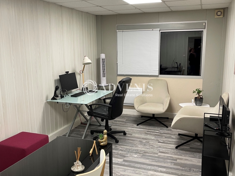 Location Bureaux SAINT SATURNIN (72650) - Photo 5