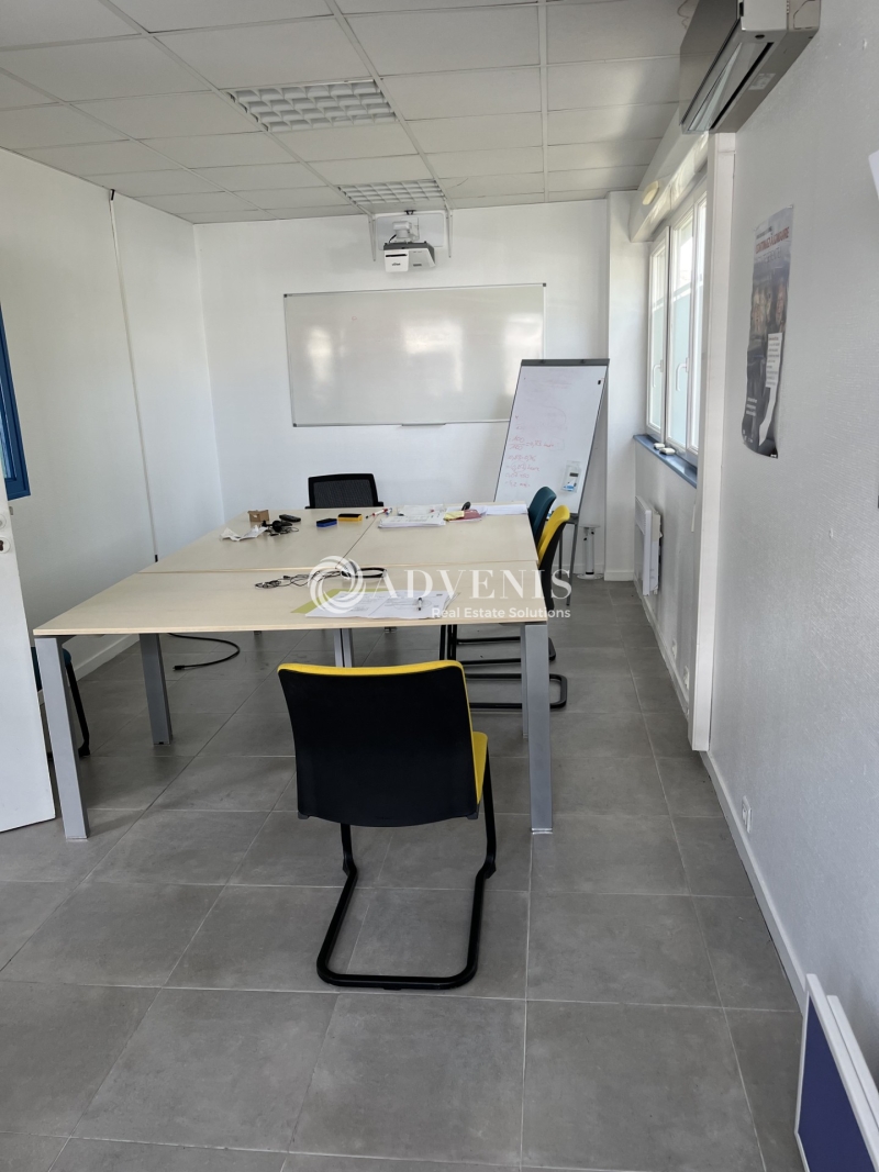 Location Bureaux LE MANS (72100) - Photo 3