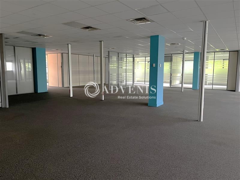 Location Bureaux LE MANS (72100) - Photo 2