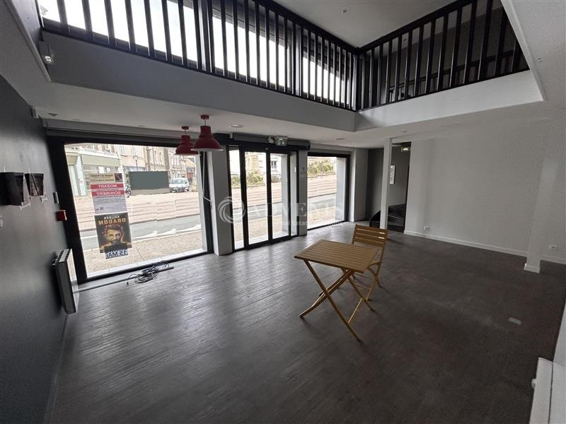 Location Commerces LE MANS (72000) - Photo 2
