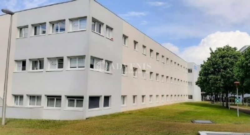 Location Bureaux LE MANS (72100) - Photo 1