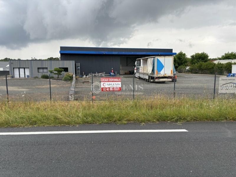 Location Activités Entrepôts ROEZE SUR SARTHE (72210) - Photo 8